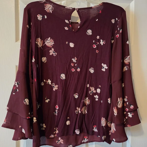 LOFT Burgundy Floral Ruffle-Sleeve Blouse - Picture 4 of 4